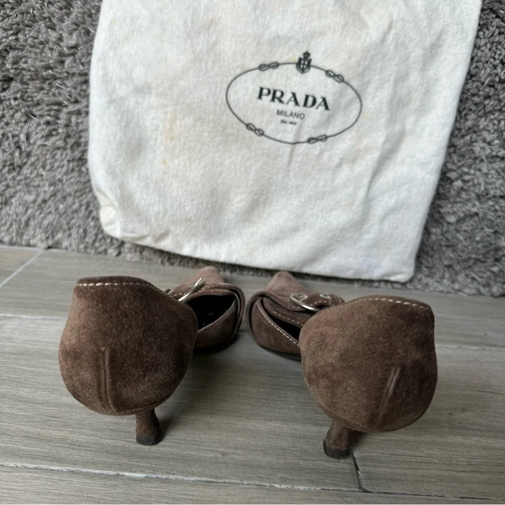 Prada 2002 Spring Brown Suede Pointed Buckle Kitten Heels - Picture 5 of 7